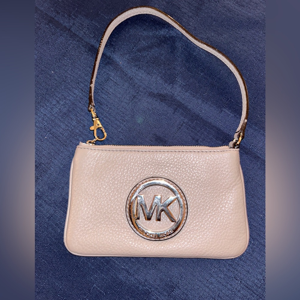 Michael Kors leather wristlet